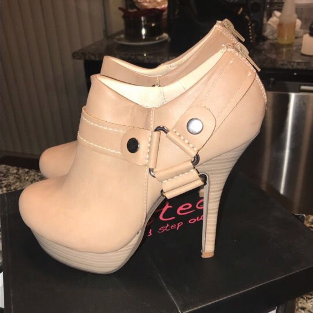 Booties - Picture 2 of 3